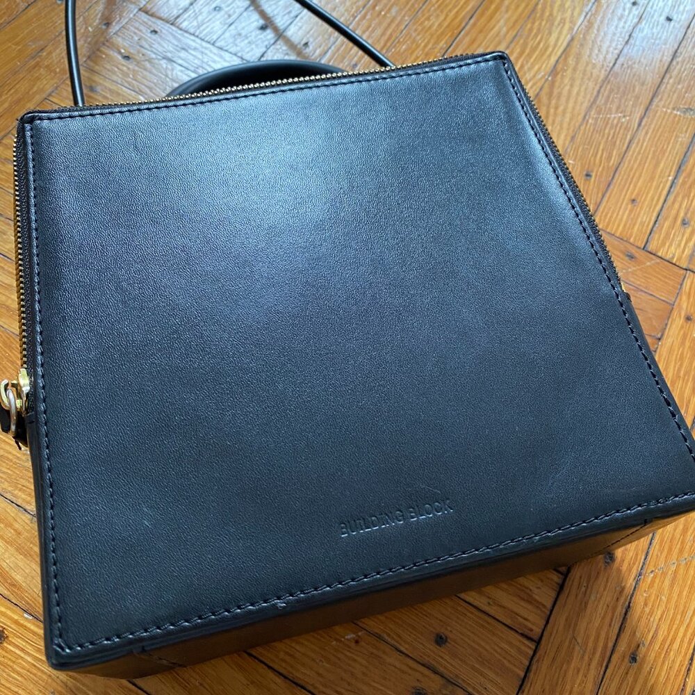 Building Block Box Black Leather Bag - Picture 5 of 6
